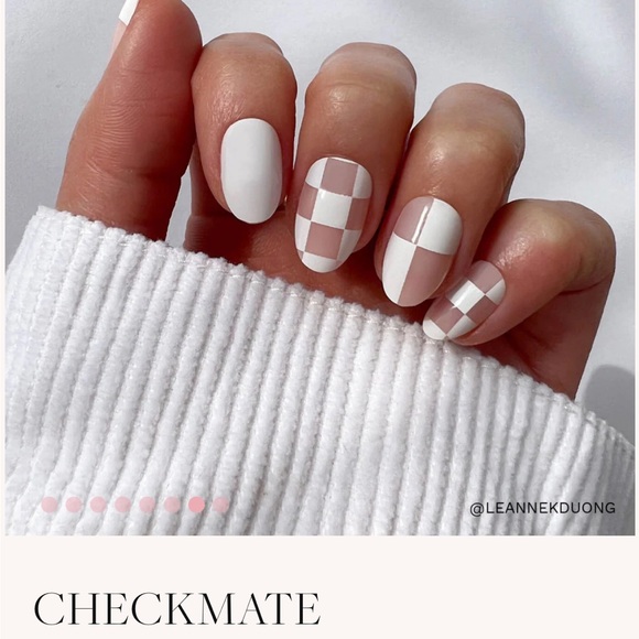 GLAMNETIC CHECKMATE-Press on Nails - Picture 6 of 9
